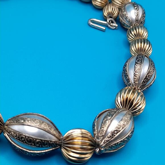 Vintage Japan Art Bead Necklace, 1950s Jewelry, 22" - Picture 10 of 11